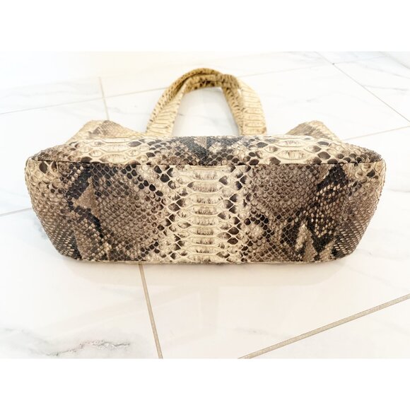 Fiona byrne x Paige Gamble Python handbag in neutral - Picture 3 of 11